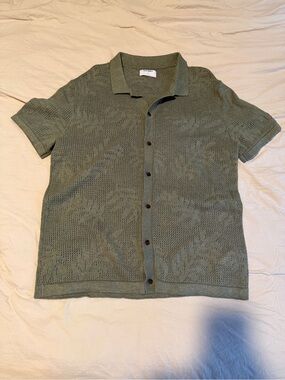 Old Navy Olive Green Knit Short-Sleeve Button-Down Shirt